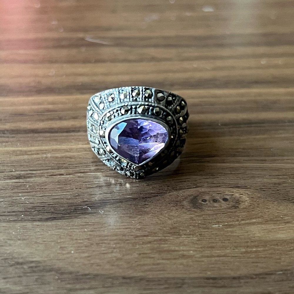 Vintage Silver Ring with Purple Heart Stone